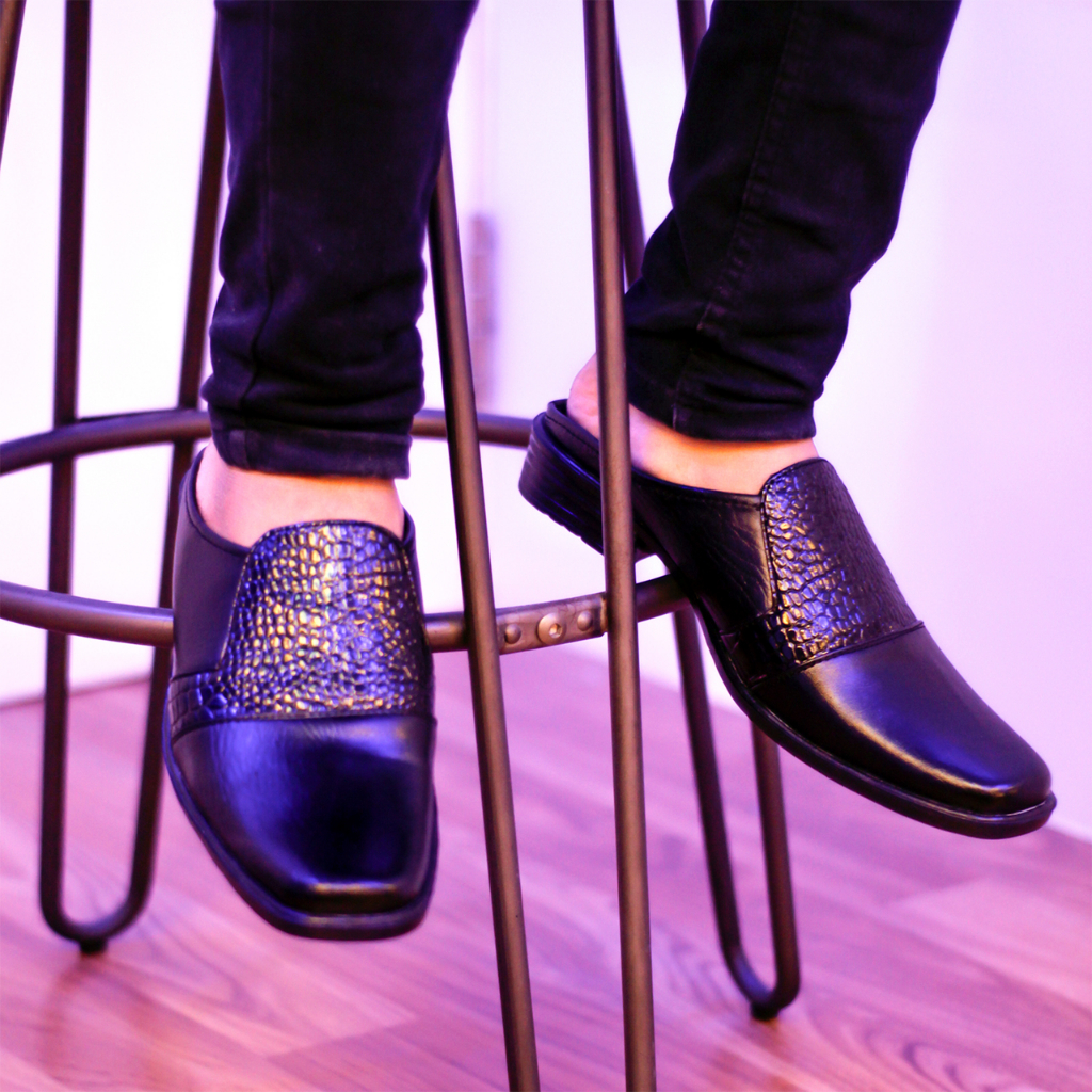 New Arrival Sepatu Kasual Pria Slip-on Motif Kulit Buaya Kode F-