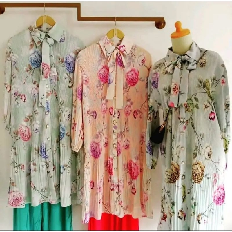 Meijiwang long tunik plisket (New with hang tag)