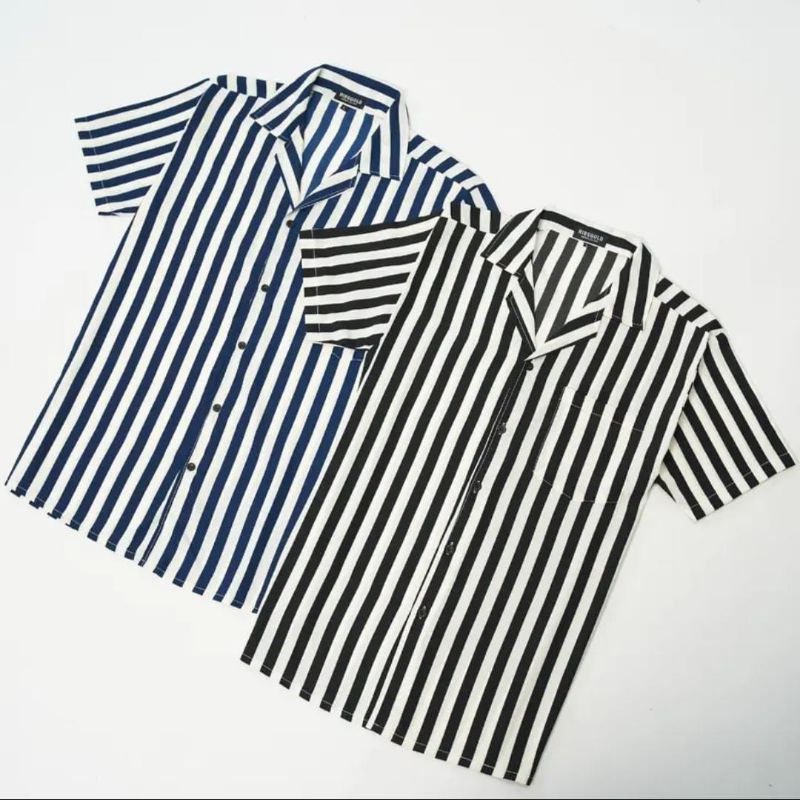 Kemeja Salur//Kemeja Pria Lengan Pendek//Kemeja Garis Casual