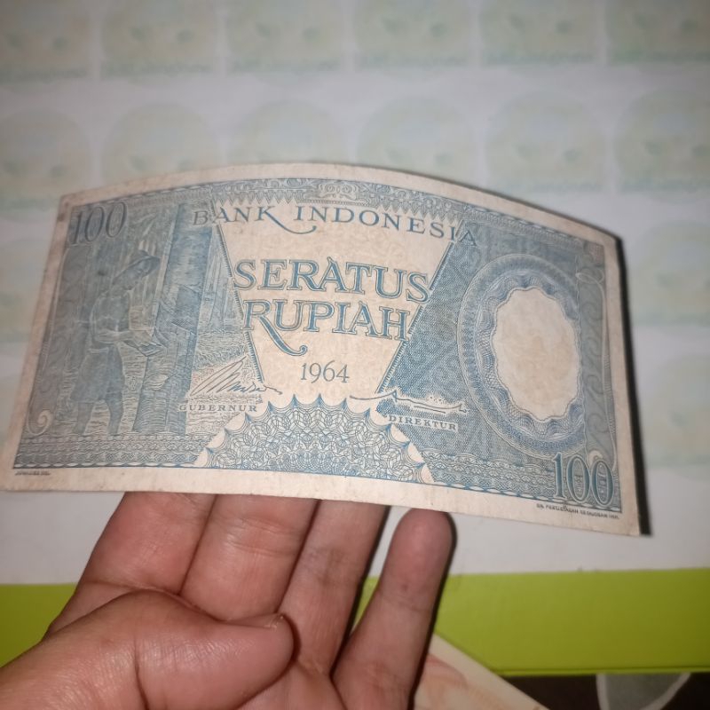 uang kuno indonesia 100 rupiah seri pekerja biru VF