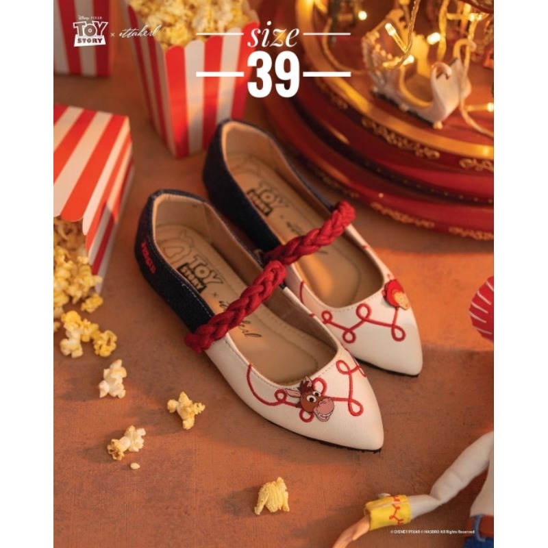 Ittaherl  X Toy Story Vol 2 : Yee Haw Pointu Denim sz 39 New