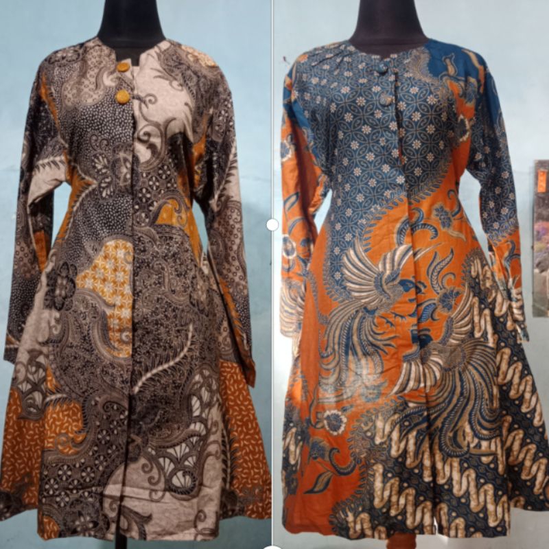 Batik Wanita Tunik Baju Batik Wanita Tunik Batik Lengan Panjang Model Kancing Baju Batik Foto Realpi
