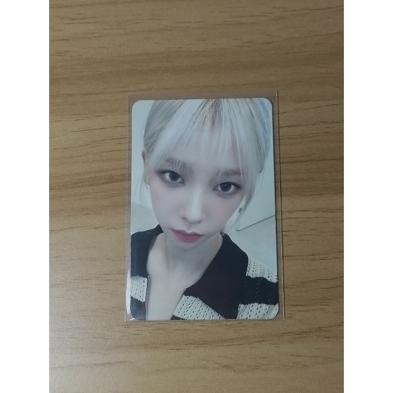 Karina blonde pair, minji, jeno, wonyoung ( photocard )