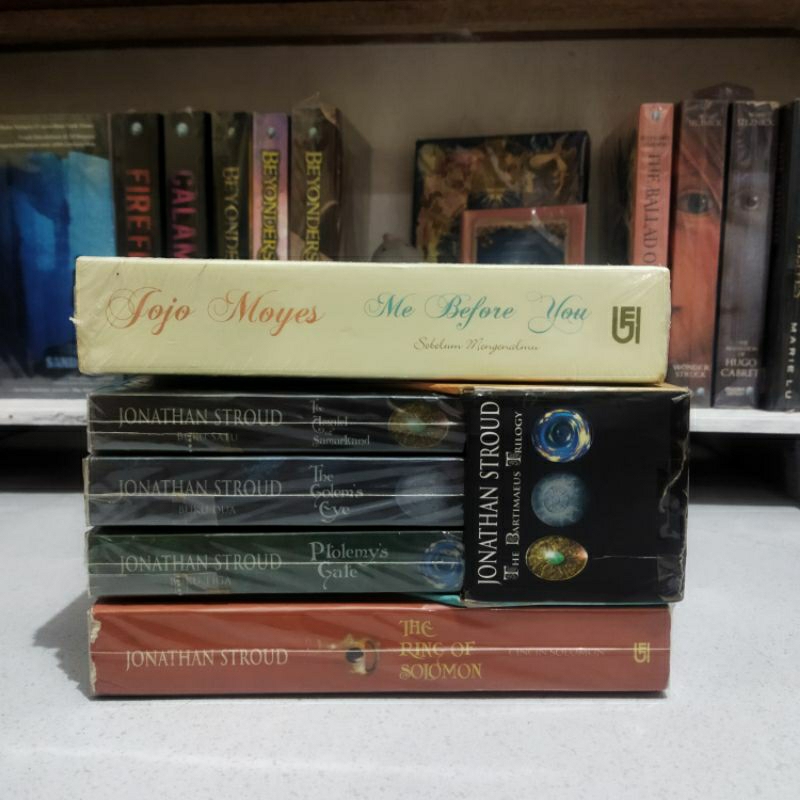PESANAN KAK YUNI Novel Preloved Me Before You + Set Bartimaeus