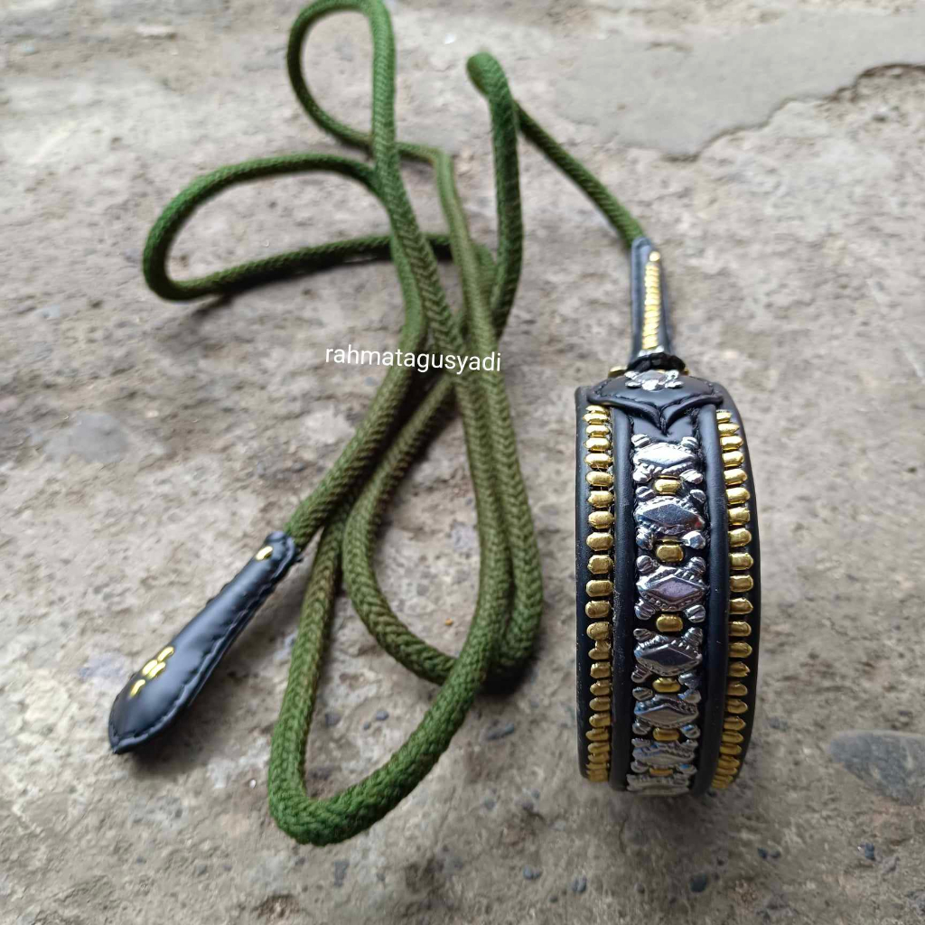 Kalung dan Tali Anjing Otomatis Petik Satu Uk 35 s/d 40 cm