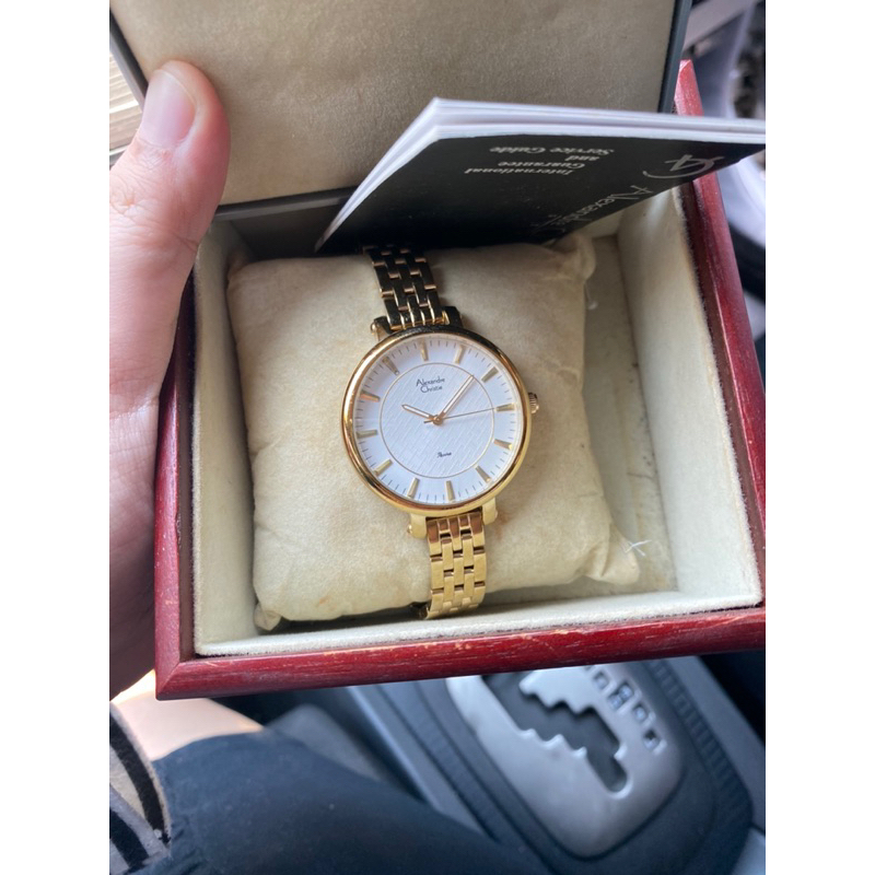 JAM TANGAN SECOND, Alexandre Cristie