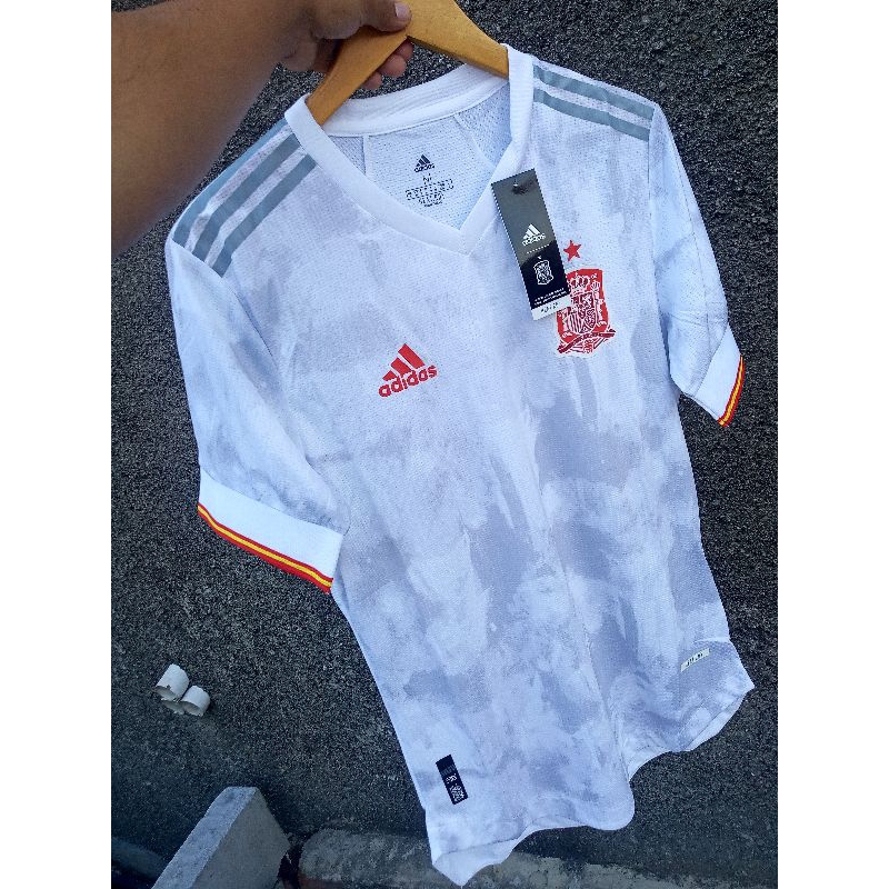 Jersey Spanyol away euro 2020 player issue