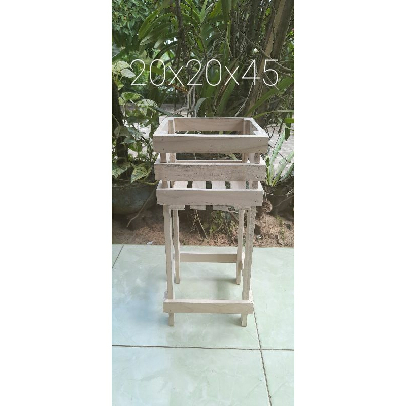 pot bunga,pot bunga kayu,pot bunga anggrek