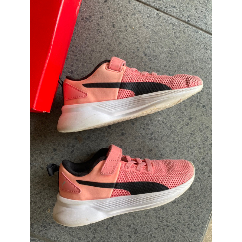 Preloved ORI ‼️ Puma kids Flyer Runner V Inf Size EUR 27