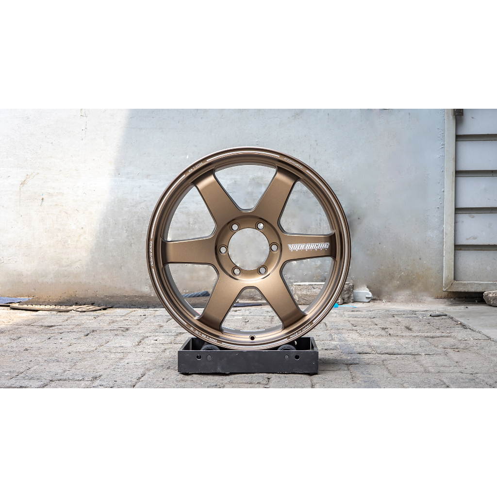 TE37 Ultra R20 x 8.5 + 45 Pcd 6x139 Fit On Landcruiser 300