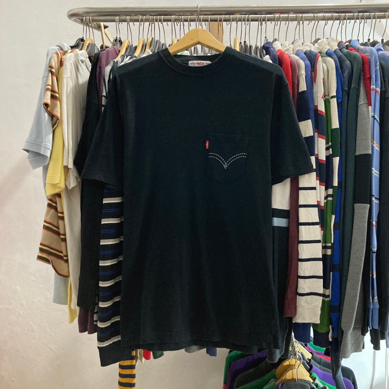 Kaos Levis Vintage Red Tab Second Original