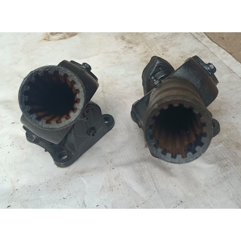 Yoke kopel truk reo 4x4 4x6 doble gardan