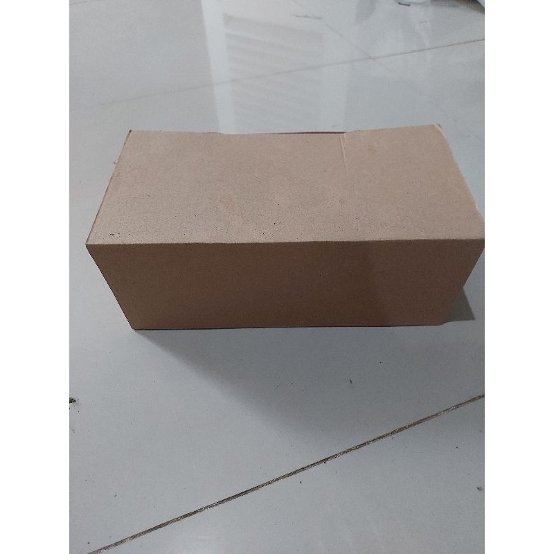 

dus bok sepatu 10x30