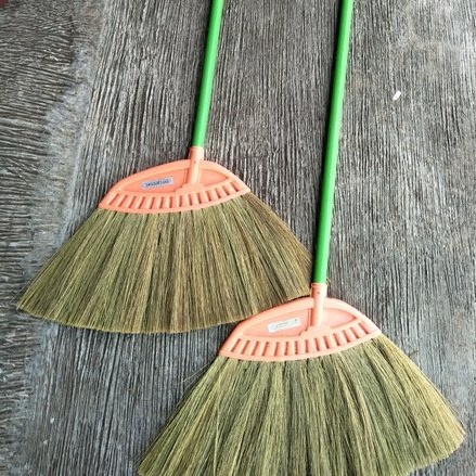 Sapu Rayung - Sapu Lantai - Sapu Ijuk Jerami Tradisional