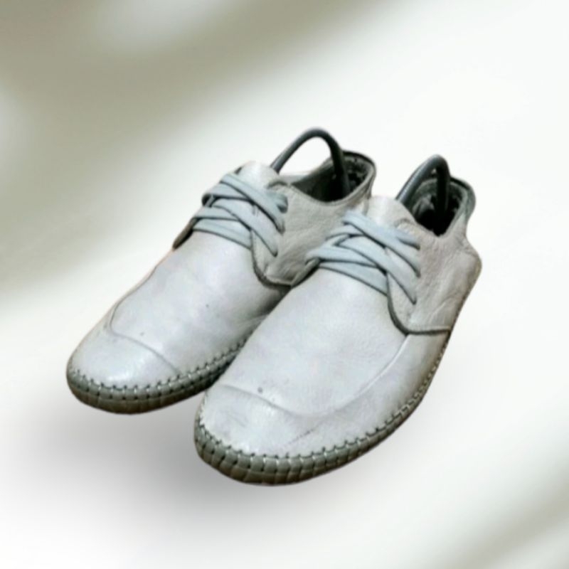 Sepatu Kulit Santai Size 42 Second Seken