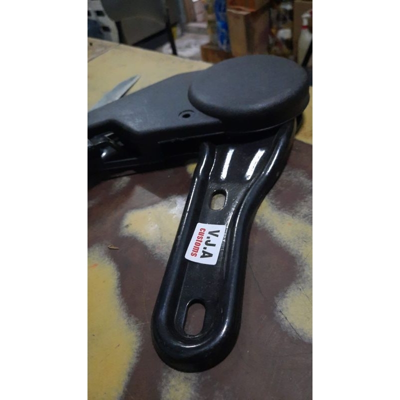 handel jok sebelah kanan jok katana jimny