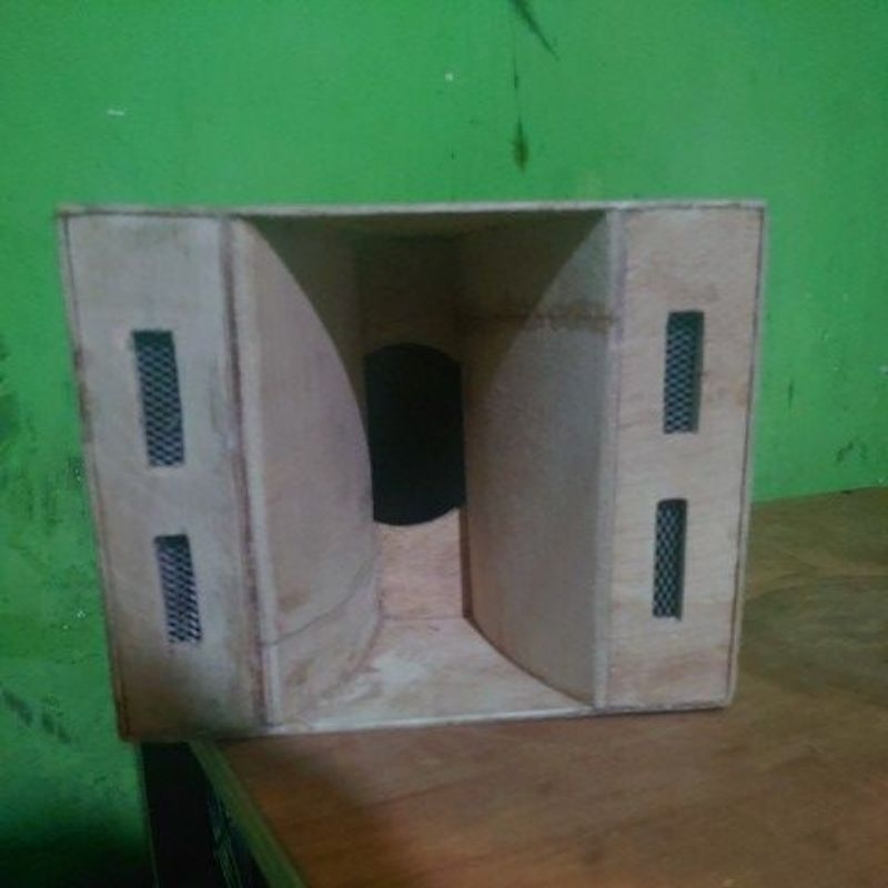 Miniatur Box Gajahan ukuran custome untuk speaker 3 - 4 inch masuk pengiriman 2 kg