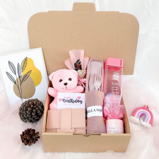 

KADO ULANG TAHUN CEWEK ULTAH BIRTHDAY WISUDA GRADUATION