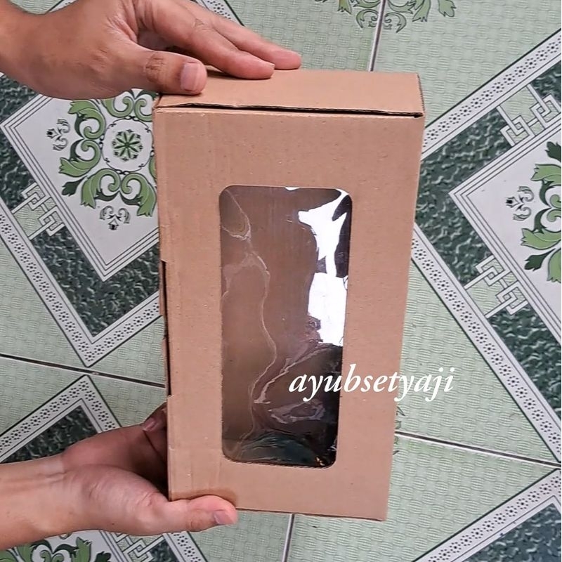 

Box Kardus Kemasan souvenir dus packing Tebal box mika