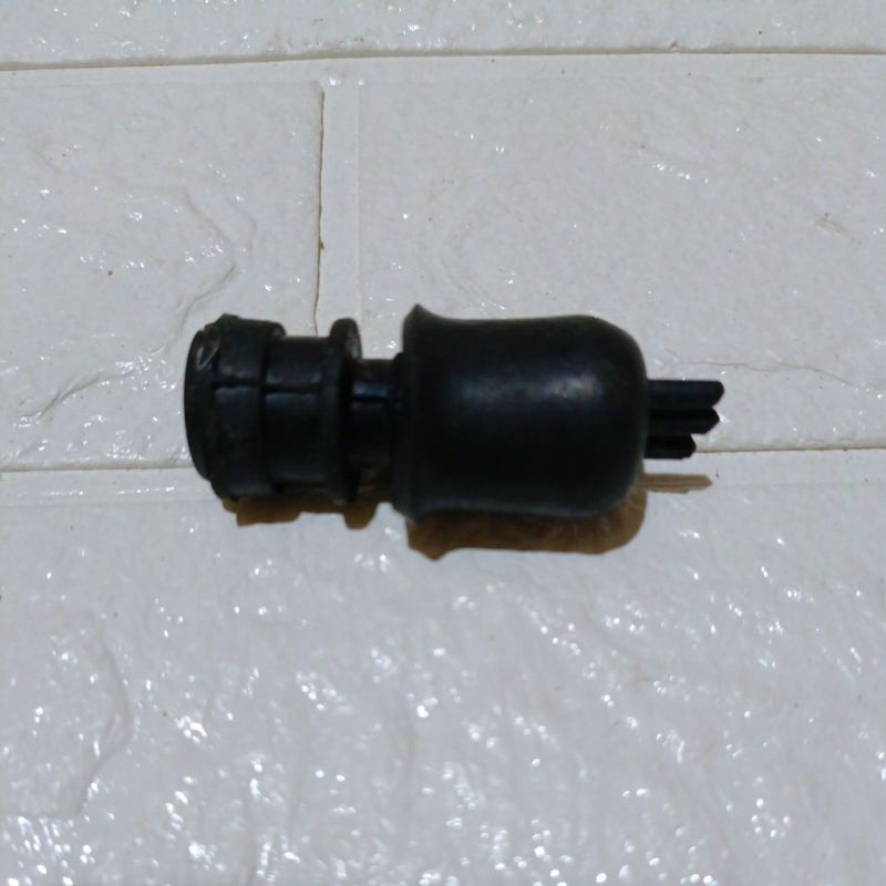 Karet Tutup Lubang Gardan / Plug Vent Hawa Gardan Mobil Mitsubishi PS100, L300
