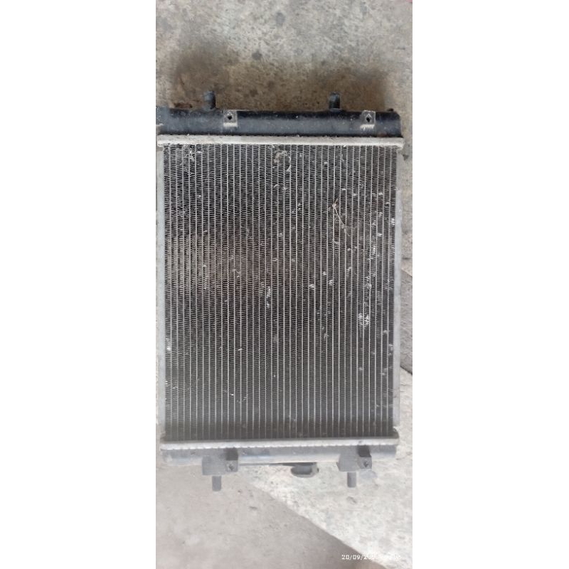 radiator agya ayla 1000cc manual