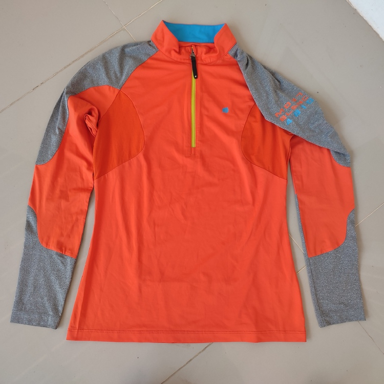 1. Baselayer Outdoor Lafuma Montblanc Lengan Panjang Size S Woman - Pakaian Lapangan Pria Wanita Ana
