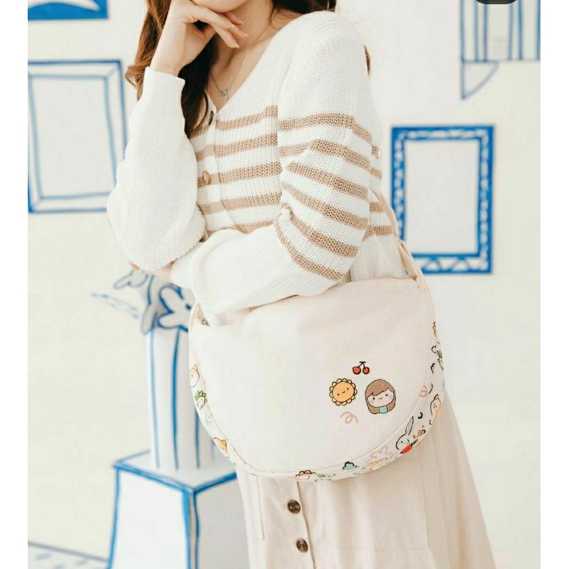 crayon moon bag (big size) sally x byeol