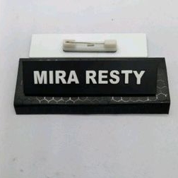

name tag papan nama pul hitam akrilik timbul penity