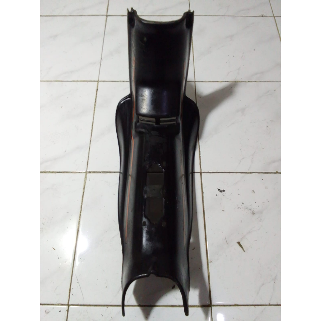 Legshield sayap tebeng tengah honda astrea star hitam