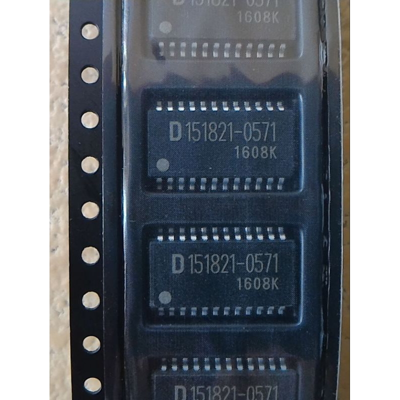IC  D151821-0571 Integrated Circuit  D151821 0571 SOP24