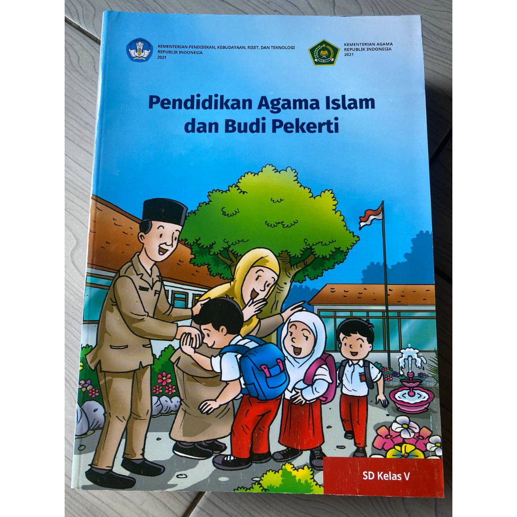 

buku pendidikan agama islam dan budi pekerti kelas 5 sd kurikulum merdeka