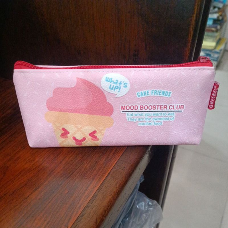 

Tempat Pensil / Kaleng Pensil / Pencil Bag Cake Friend Pink