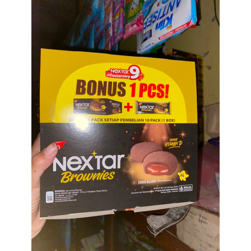 

Nextar nabati brownis coklat ( 1 box isi 10 pcs )bonus 1 pcs