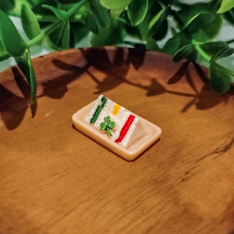 MINIATUR 1:12 SANDWICH (2.5 x 1.5 x 1.1 cm) MAKANAN ROTI BREAD MAINAN