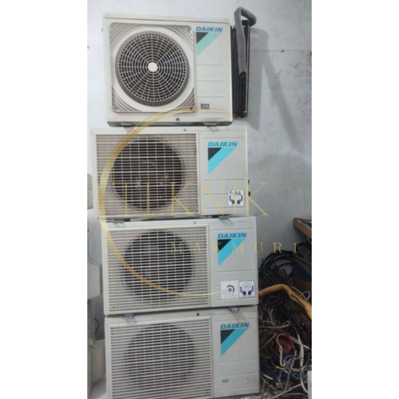 OUTDOOR AC SECOND DAIKIN 1.5 PK-2 PK