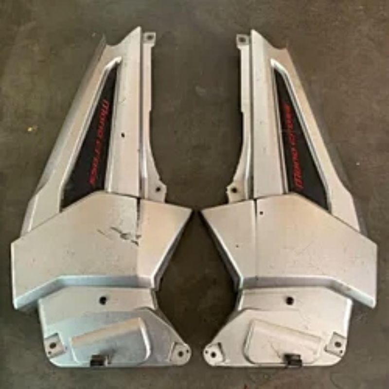 Tutup Aki BYSON ORI Kempol sambungan body samping tengah Byson