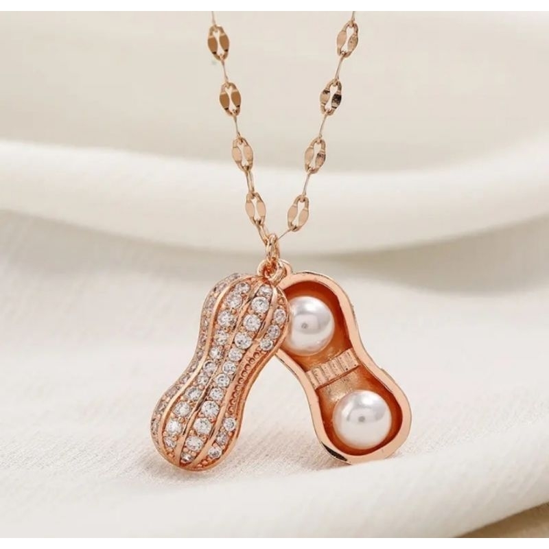 Kalung Titanium Liontin Kacang mutiara Aksesoris wanita mewah