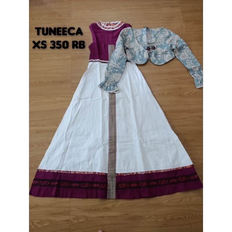 tuneeca second