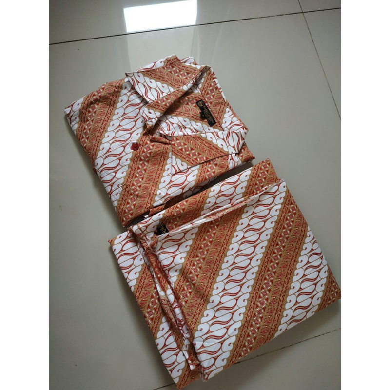 Preloved Kemeja Batik Pria by Batik Ker*is