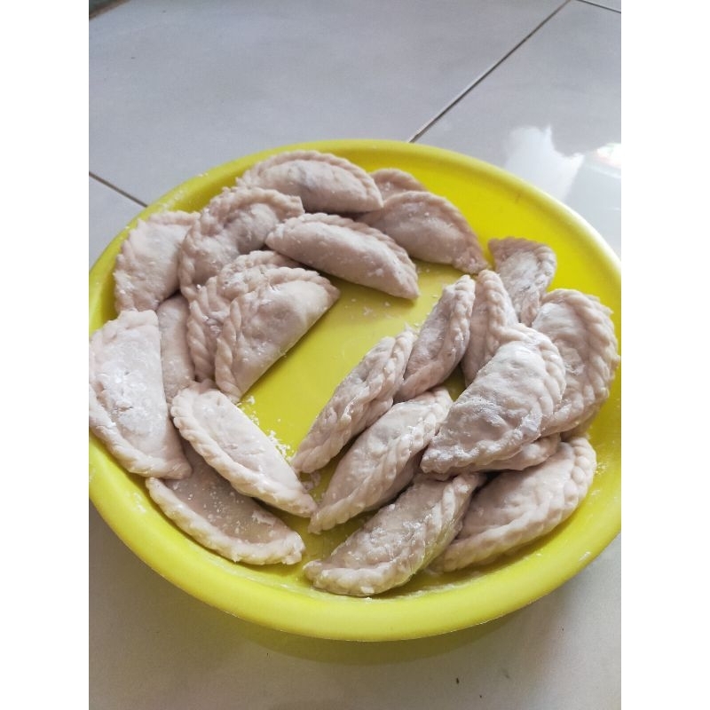 

Cireng ayam suwir pedas