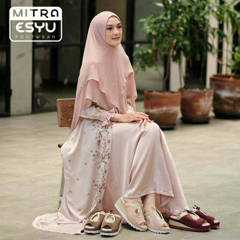 aneska series sepatu wedges esyu
