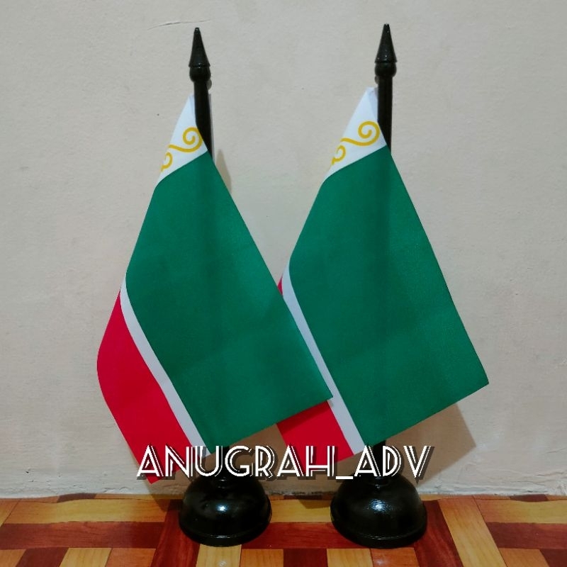 

tiang kayu bendera meja REPUBLIK CHECHNYA