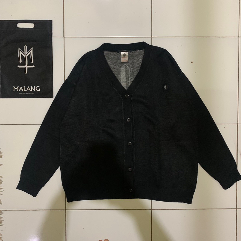 KNITWEAR CARDIGAN MATERNAL DISASTER