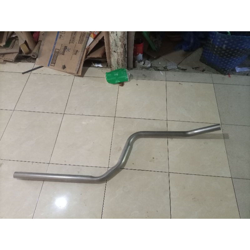 pipa knalpot mobil kijang super ,kijang grend bagian depan