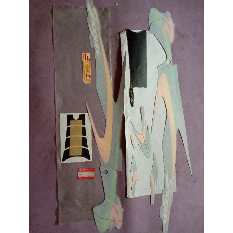 striping stiker suzuki new shogun 110 original warna biru