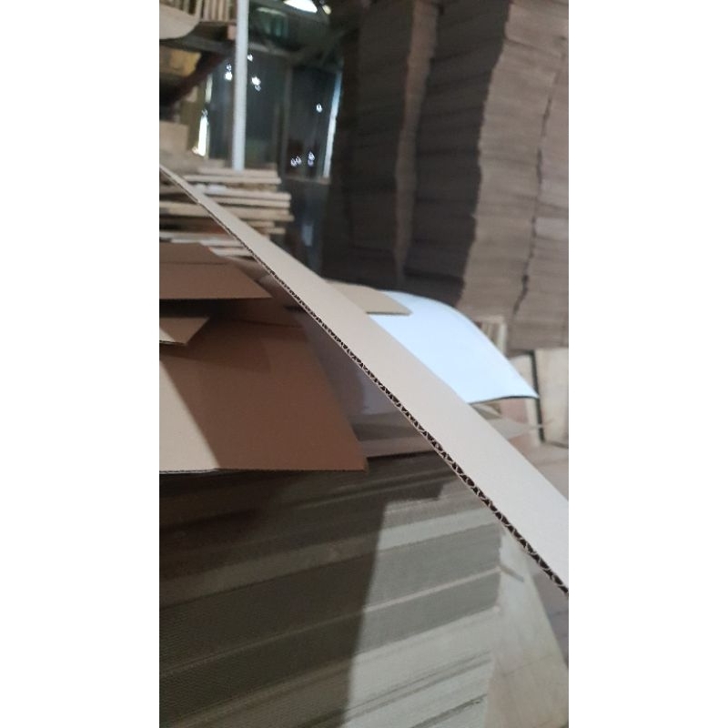 

Kardus / sheet / Lembaran 20x20 (min order 1000 lembar)