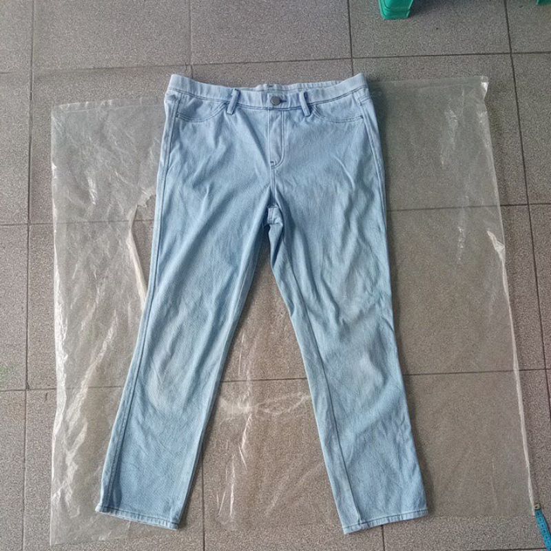 celana jeans uniqlo