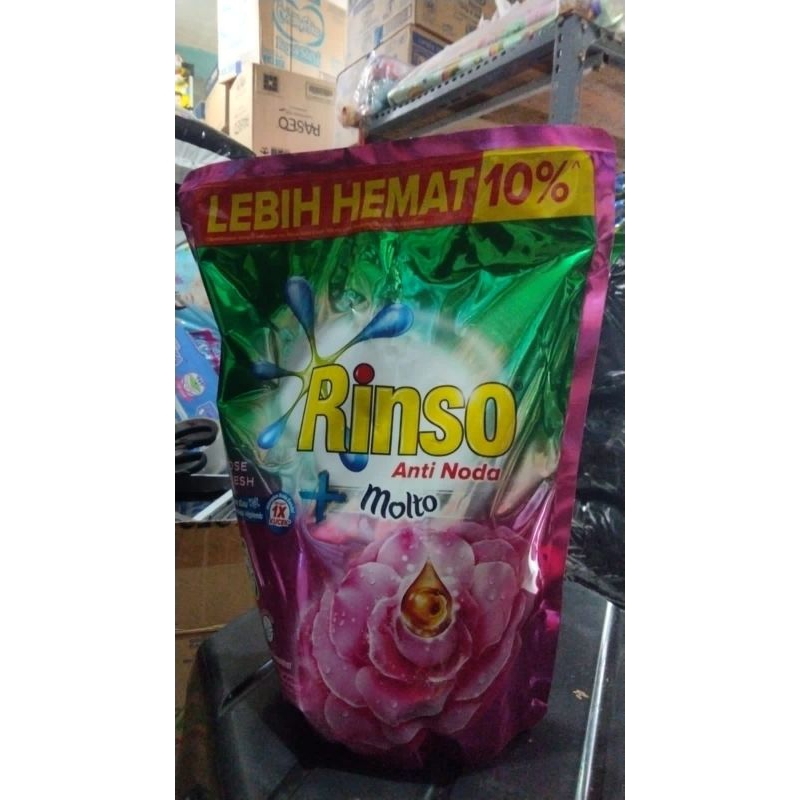Rinso molto 1 liter detergent cair konsentrat 1liter ROSE FRESH