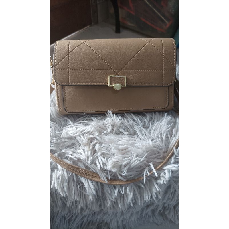 Dompet Tali Panjang LES FEMMES Preloved Original