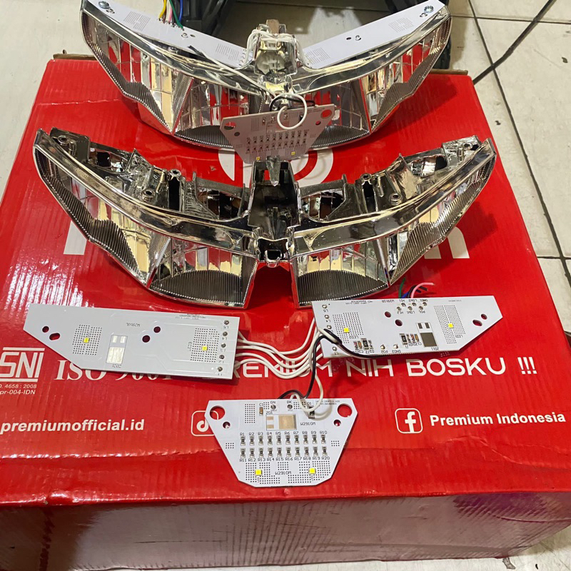 mesin papan PCB lampu depan LED Vario 125 150 2015-2017